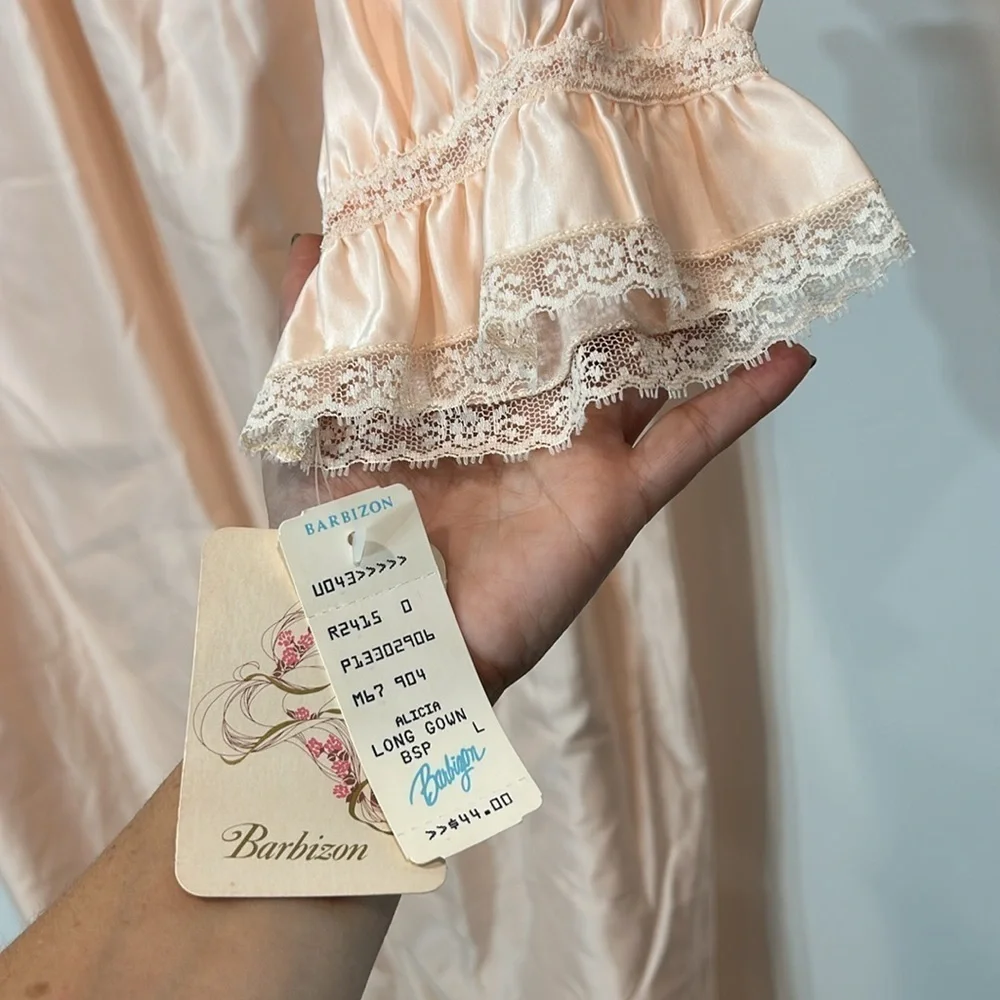 Vintage dead stock Barbizon Alicia long sleeve sleep gown, peach women’s large - Picture 5 of 6